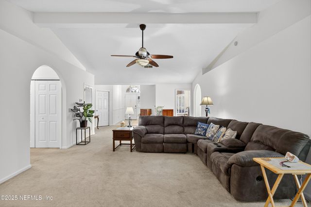 3211 CHANTILLY Court, Orange Park, FL 32073