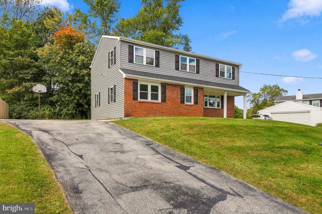 17 TRAVERSE DR, PLYMOUTH MEETING, PA 19462 — photo 3
