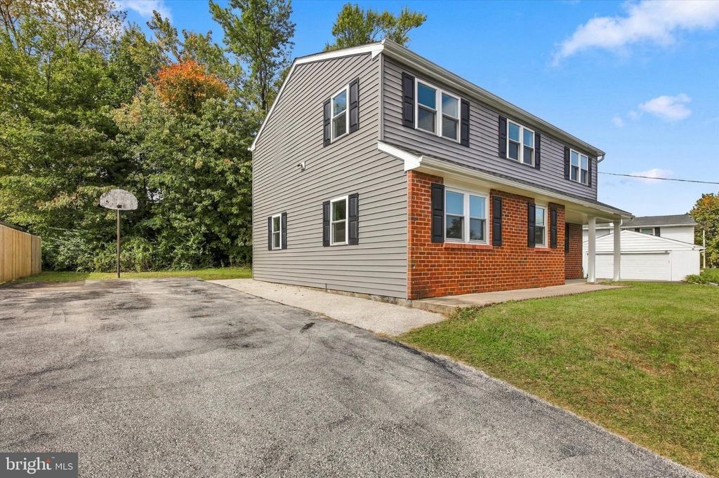 17 TRAVERSE DR, PLYMOUTH MEETING, PA 19462 — photo 4