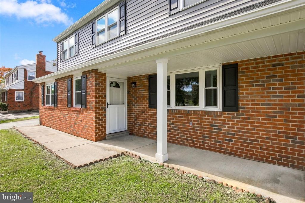 17 TRAVERSE DR, PLYMOUTH MEETING, PA 19462 — photo 5
