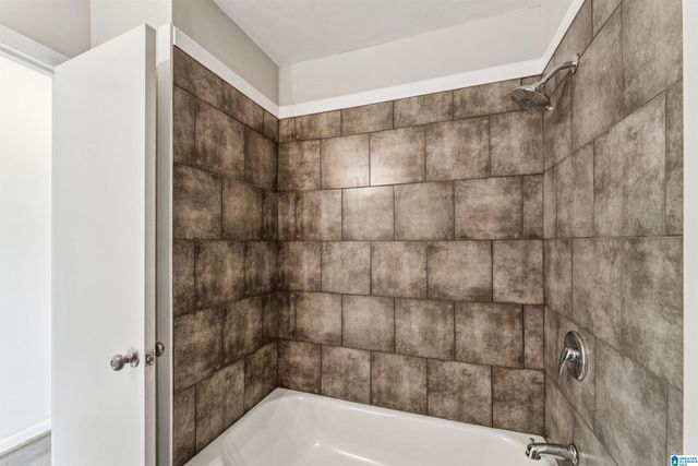 348 17TH AVENUE NW, Center Point, AL 35215