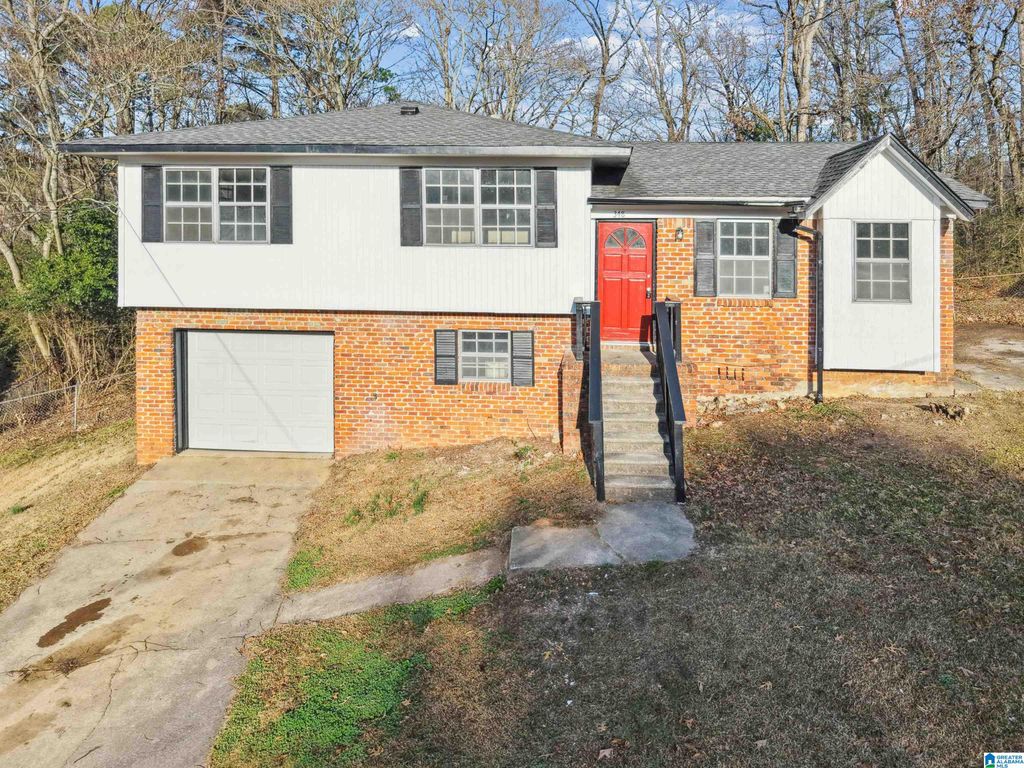 348 17TH AVENUE NW, Center Point, AL 35215