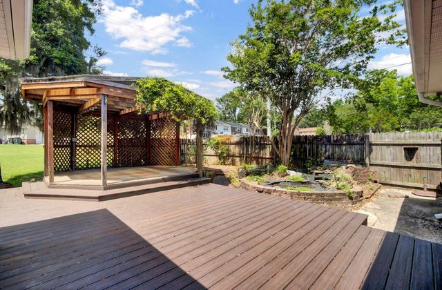 1027 E Recess Road, Hanahan, SC 29410