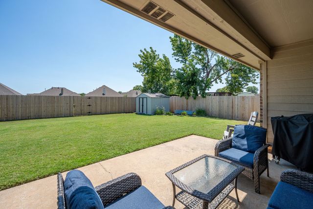 19610 E 49th Place S, Broken Arrow, OK 74014