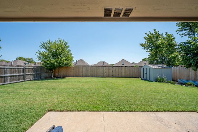 19610 E 49th Place S, Broken Arrow, OK 74014