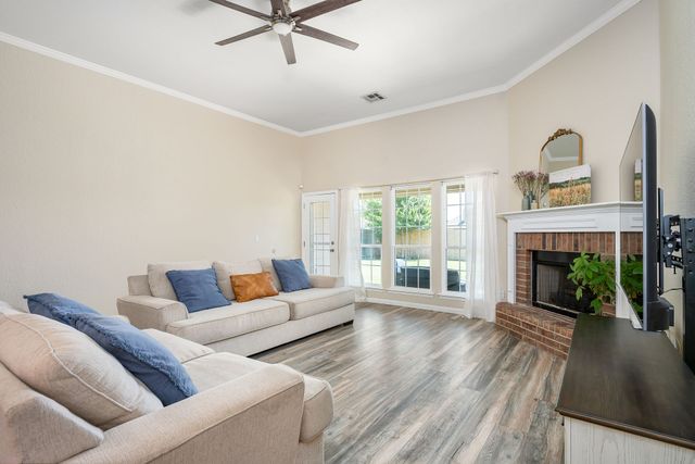 19610 E 49th Place S, Broken Arrow, OK 74014