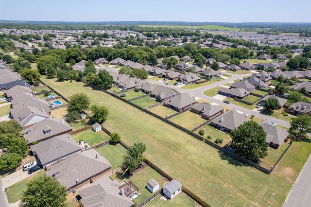 19610 E 49th Place S, Broken Arrow, OK 74014