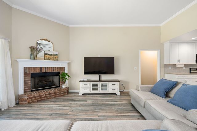 19610 E 49th Place S, Broken Arrow, OK 74014