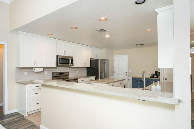 19610 E 49th Place S, Broken Arrow, OK 74014
