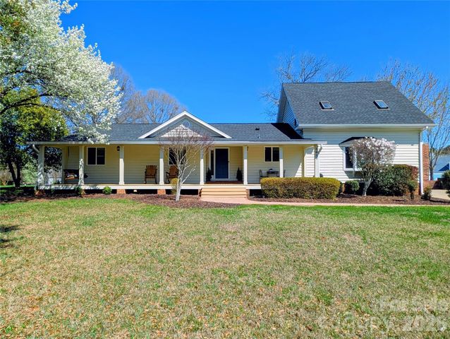 8623 Mcilwaine Road, Huntersville, NC 28078