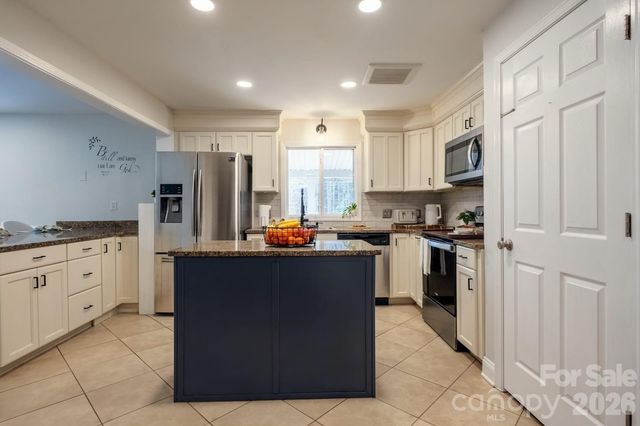 8623 Mcilwaine Road, Huntersville, NC 28078