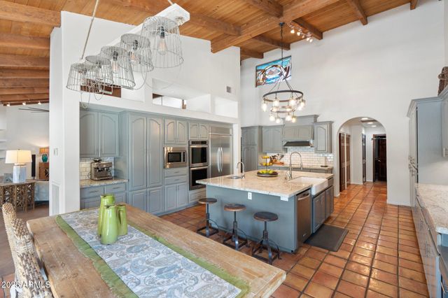 5540 E MERCER Lane, Scottsdale, AZ 85254