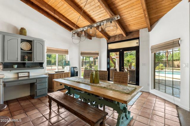 5540 E MERCER Lane, Scottsdale, AZ 85254