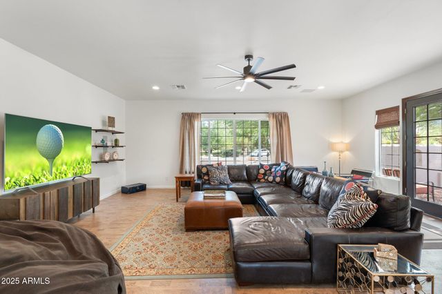 5540 E MERCER Lane, Scottsdale, AZ 85254