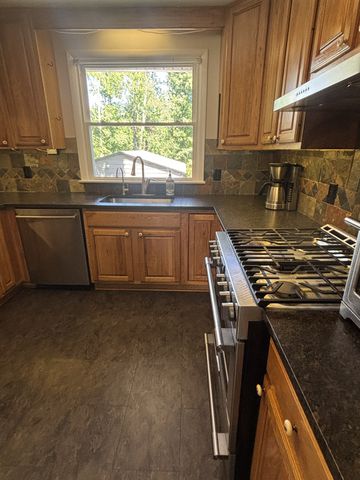 3048 Edgemont Dr, Nashville, TN 37214