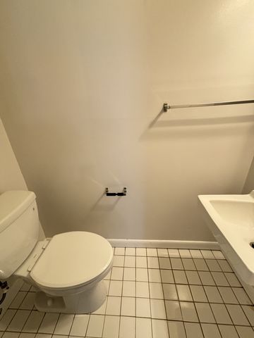 3048 Edgemont Dr, Nashville, TN 37214