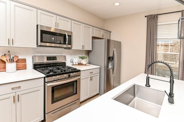 6837 Vinewood Avenue, Columbia Twp, OH 45227