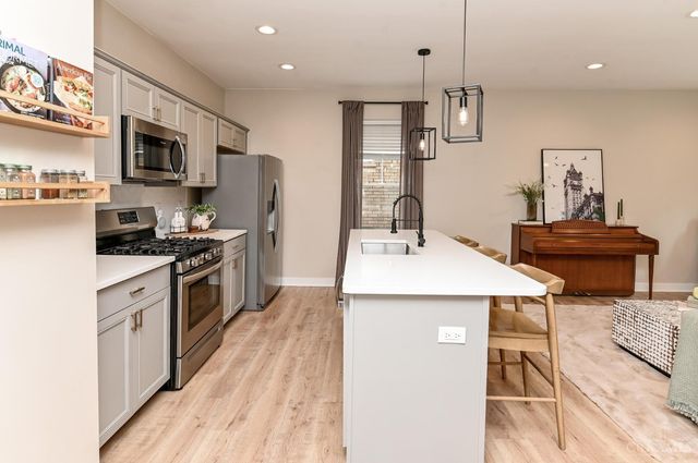 6837 Vinewood Avenue, Columbia Twp, OH 45227