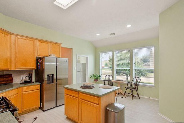 1802 S Everglades Drive, Deer Park, TX 77536