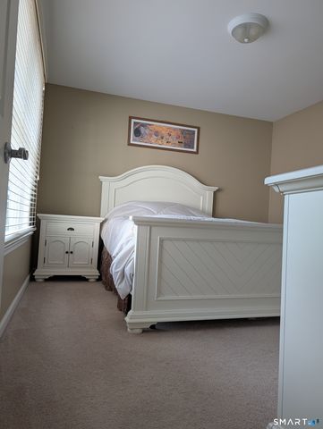 159 Bradford Walk 159, New Britain, CT 06053