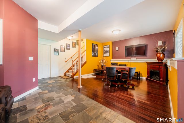 159 Bradford Walk 159, New Britain, CT 06053