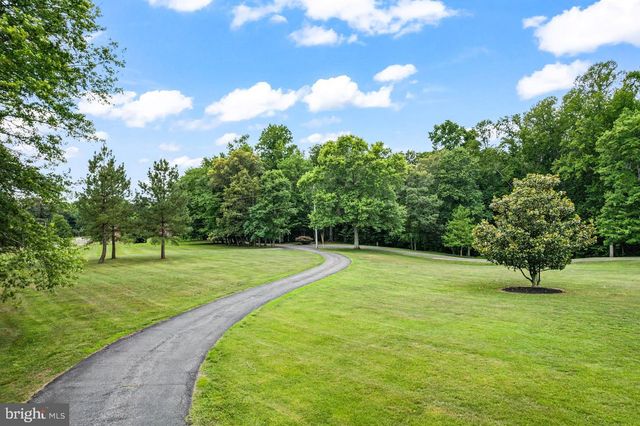 970 LOWER PINDELL RD, Lothian, MD 20711