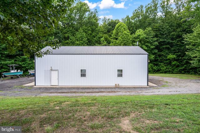 970 LOWER PINDELL RD, Lothian, MD 20711