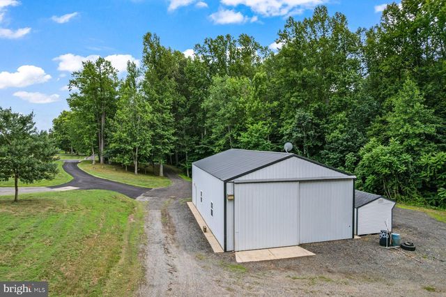 970 LOWER PINDELL RD, Lothian, MD 20711