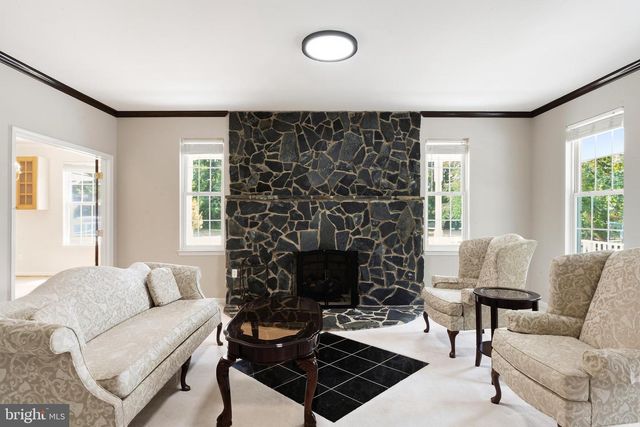 970 LOWER PINDELL RD, Lothian, MD 20711