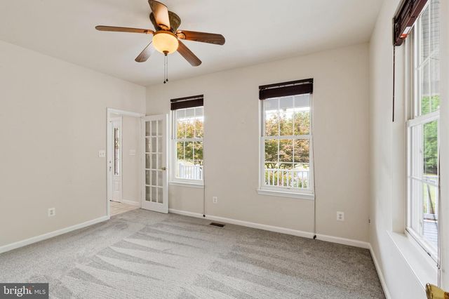 970 LOWER PINDELL RD, Lothian, MD 20711