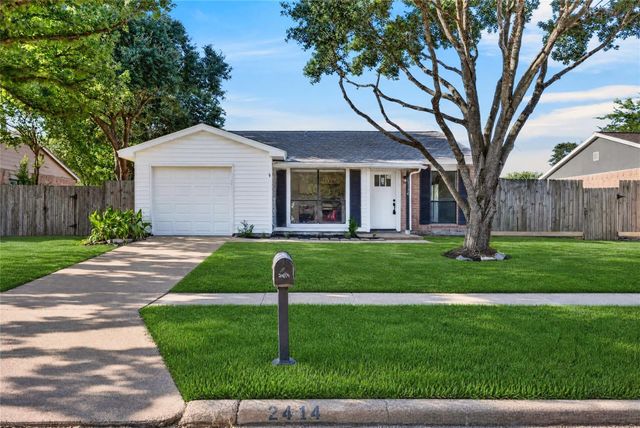 24114 Four Sixes Lane, Hockley, TX 77447
