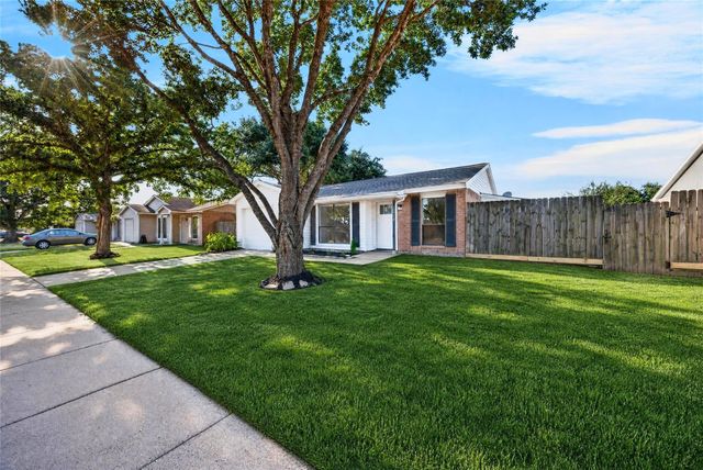 24114 Four Sixes Lane, Hockley, TX 77447