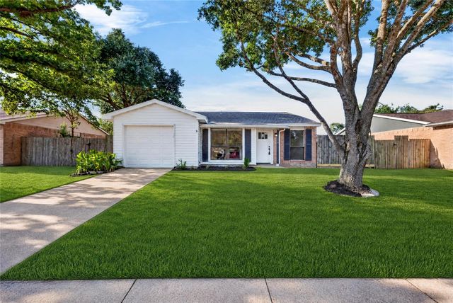 24114 Four Sixes Lane, Hockley, TX 77447
