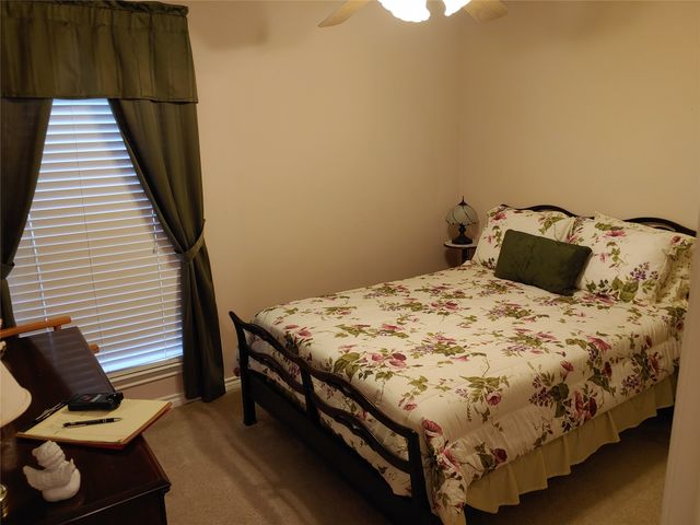 1360 NE 26th Street, Paris, TX 75460
