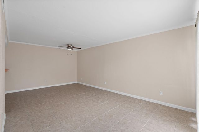 7047 Bissonnet Street 68, Houston, TX 77074