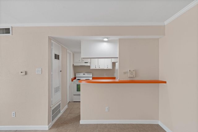 7047 Bissonnet Street 68, Houston, TX 77074