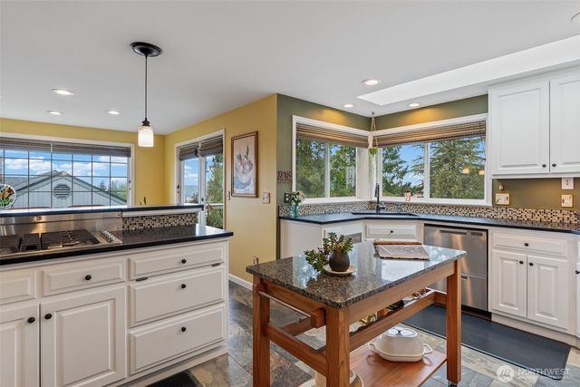 4611 76th Street SW, Mukilteo, WA 98275