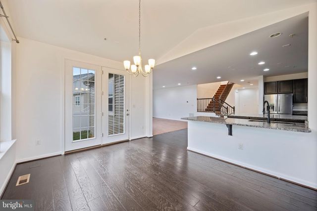 340 DALEVIEW DR, Glen Burnie, MD 21060