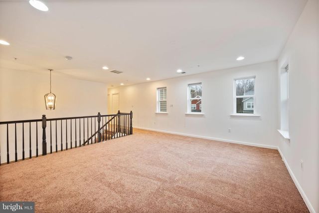 340 DALEVIEW DR, Glen Burnie, MD 21060