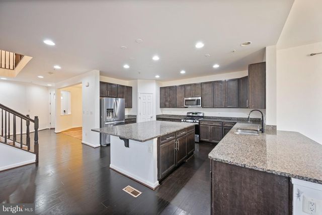 340 DALEVIEW DR, Glen Burnie, MD 21060