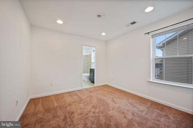 340 DALEVIEW DR, Glen Burnie, MD 21060