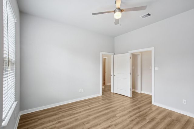 5751 Spring Stuebner Rd, Spring, TX 77389