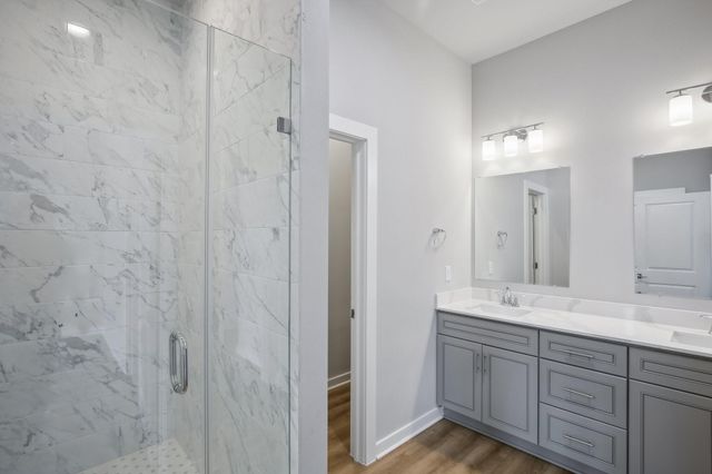 5751 Spring Stuebner Rd, Spring, TX 77389