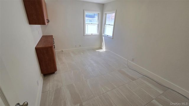 724 E Park Avenue, Long Beach, NY 11561