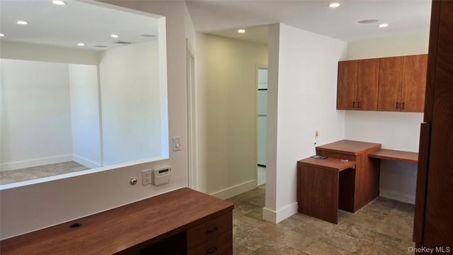 724 E Park Avenue, Long Beach, NY 11561