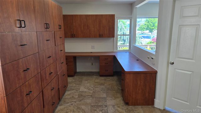 724 E Park Avenue, Long Beach, NY 11561