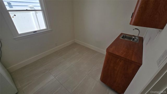 724 E Park Avenue, Long Beach, NY 11561