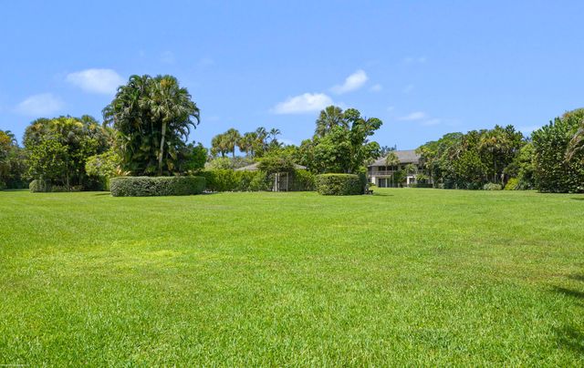 13334 Polo Club Road 228, Wellington, FL 33414