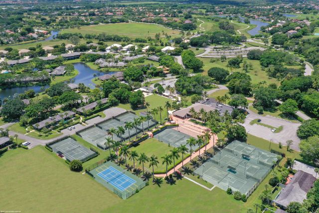 13334 Polo Club Road 228, Wellington, FL 33414