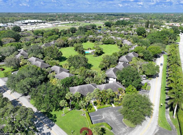 13334 Polo Club Road 228, Wellington, FL 33414